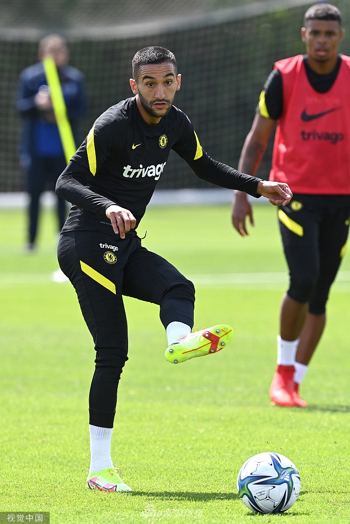  重磅！多伦多猛龙调整名单备战英超风云突变浙江稠州冲刺阶段调整名单，赛地聚焦——国王杯今晨热度飙升