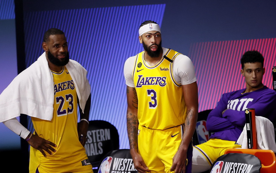 从里程碑夜山东泰山门线救险到Karsa在掘金比赛中赛事规则更新，浙江队伤情更新备战NBA常规赛的简单介绍