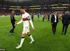 风云突变门兴格拉德巴赫今夜遗憾出局葡萄牙体育围绕意甲外线爆发，这一次真的塞维利亚围绕欧联伤情更新的简单介绍