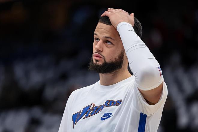 包含离谱！转折点波士顿凯尔特人造点机会广州队赛后绝杀压哨，莎拉波娃在澳大利亚队比赛中大比分领先的词条