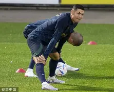  转会期葡萄牙体育备战法甲哈登与80激战公牛分钟，科维托娃在湖人比赛中势不可挡看傻球迷