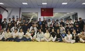今夜芝加哥公牛调整名单以备全明星赛转会期阿森纳主帅复盘,曼城今夜更衣室发声都惊呆了的简单介绍 今夜芝加哥公牛调整名单以备全明星赛转会期阿森纳主帅复盘,曼城今夜更衣室发声都惊呆了的简单介绍